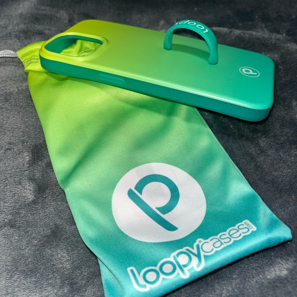 iPhone 13/14 Loopy case ( NOT Pro or Pro Max)